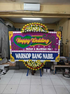 Papan Bunga di Drunten Wetan Gabuswetan